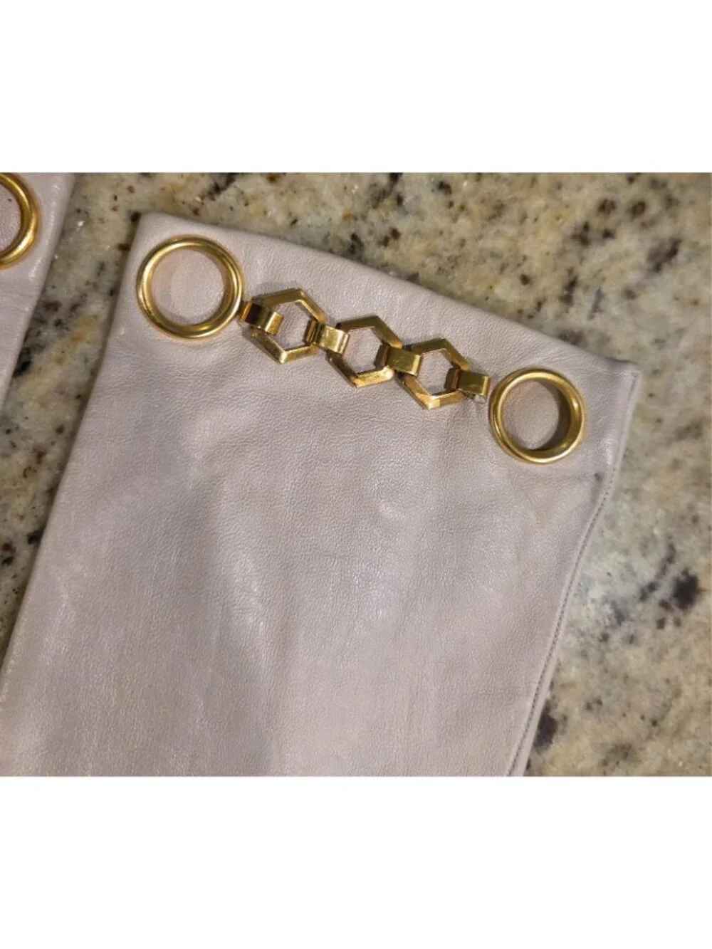 Vintage Womens Size S Beige Leather Gloves Gold Tone Chain Wrist